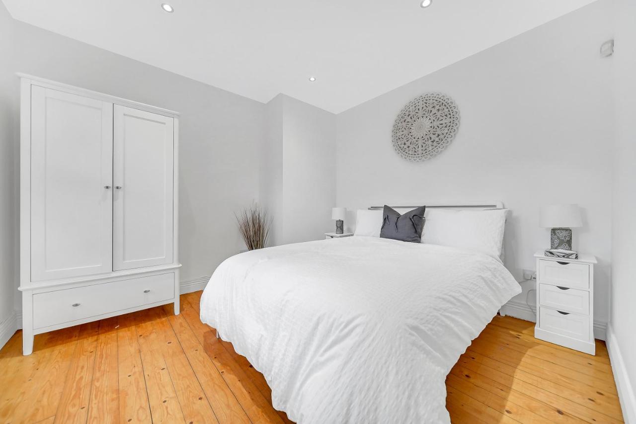 Luxury Accommodation With Games Room - Sleeps 10 Rathmullan Esterno foto