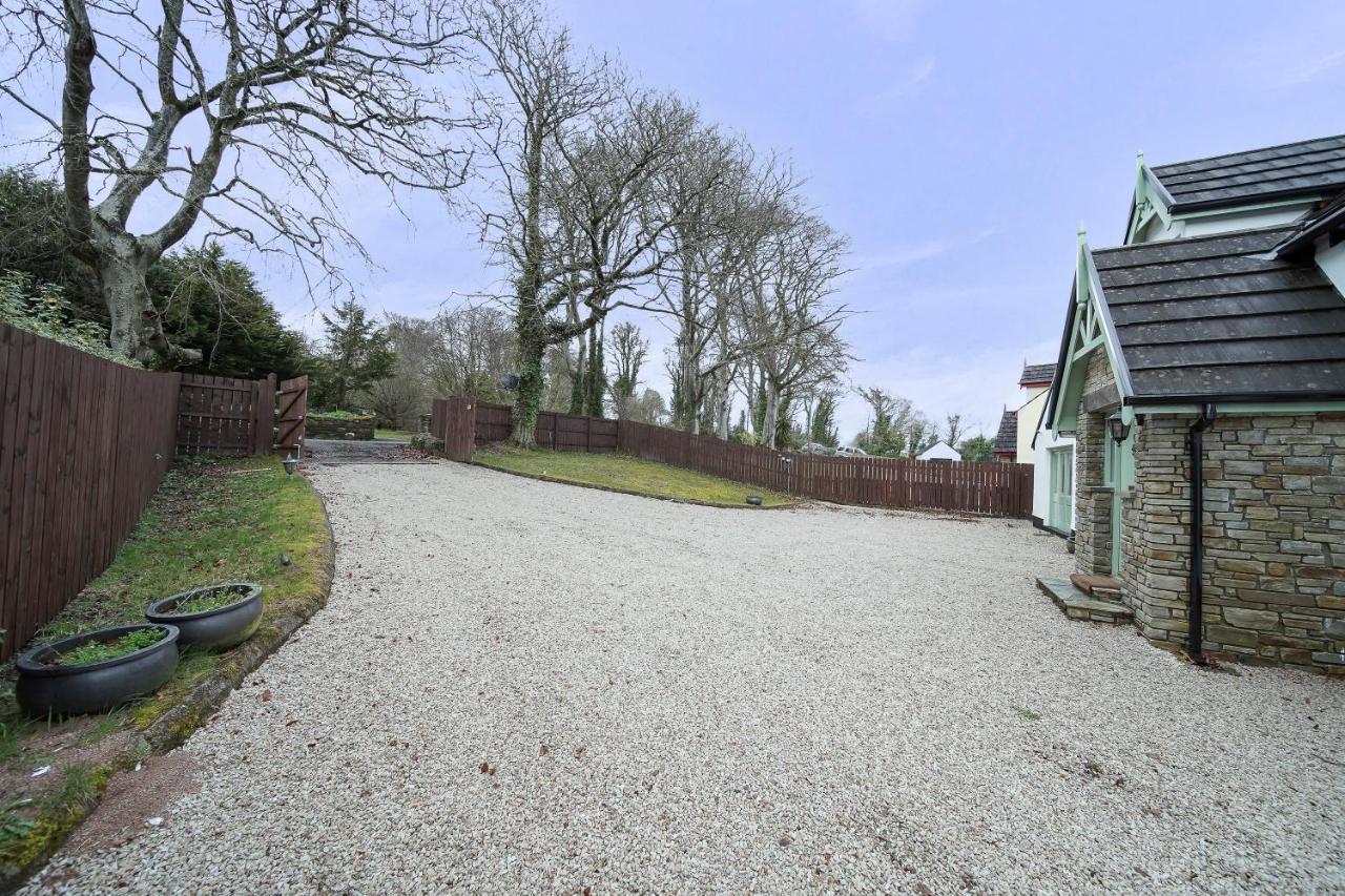 Luxury Accommodation With Games Room - Sleeps 10 Rathmullan Esterno foto