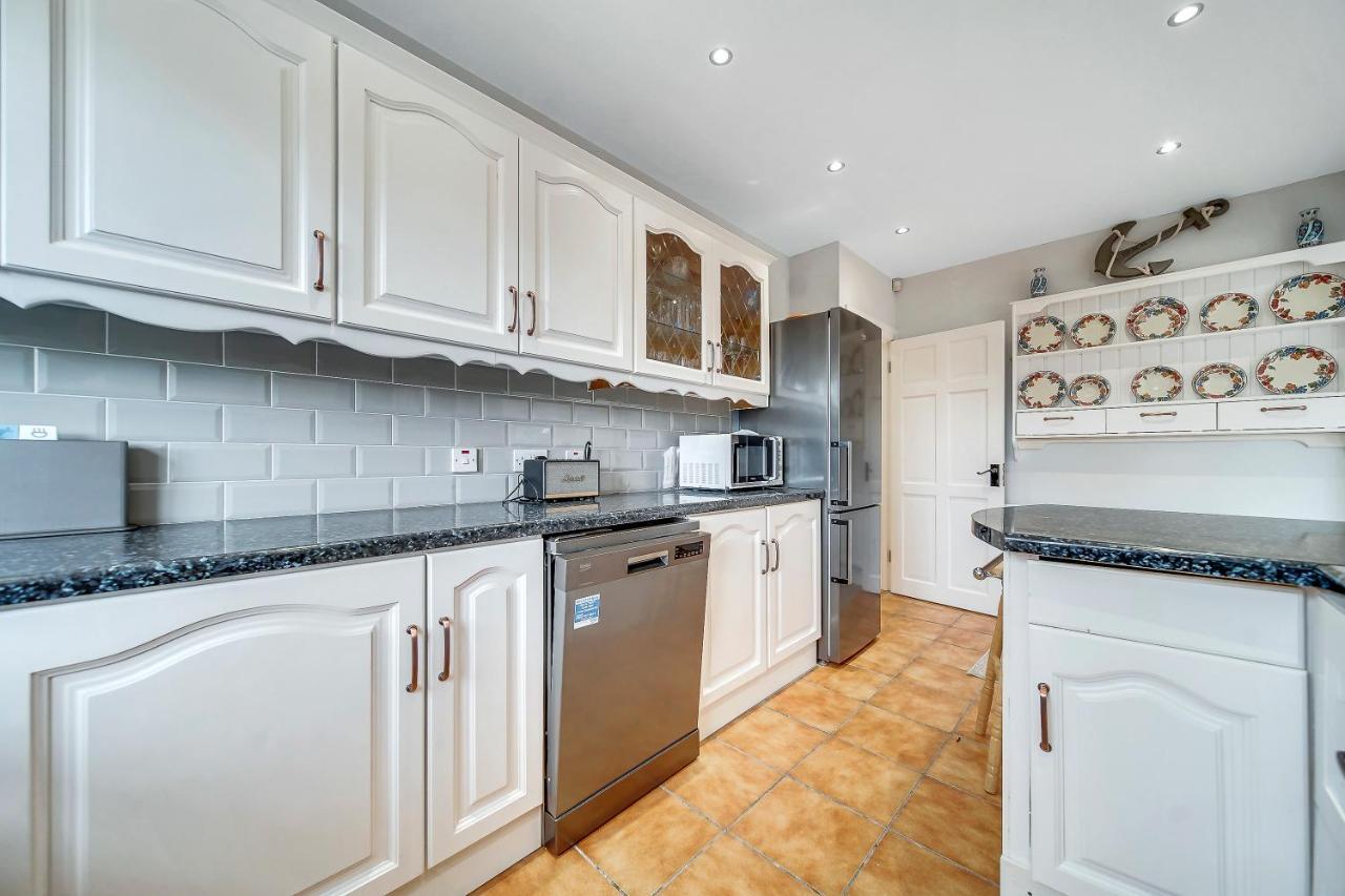 Luxury Accommodation With Games Room - Sleeps 10 Rathmullan Esterno foto